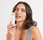 ⁦سائل الحماية من الشمس Noreva Exfoliac Matifying Suncare Fluid⁩ - الصورة ⁦3⁩