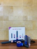"5in1 HOT Air Styler" وهو أداة لتصفيف الشعر